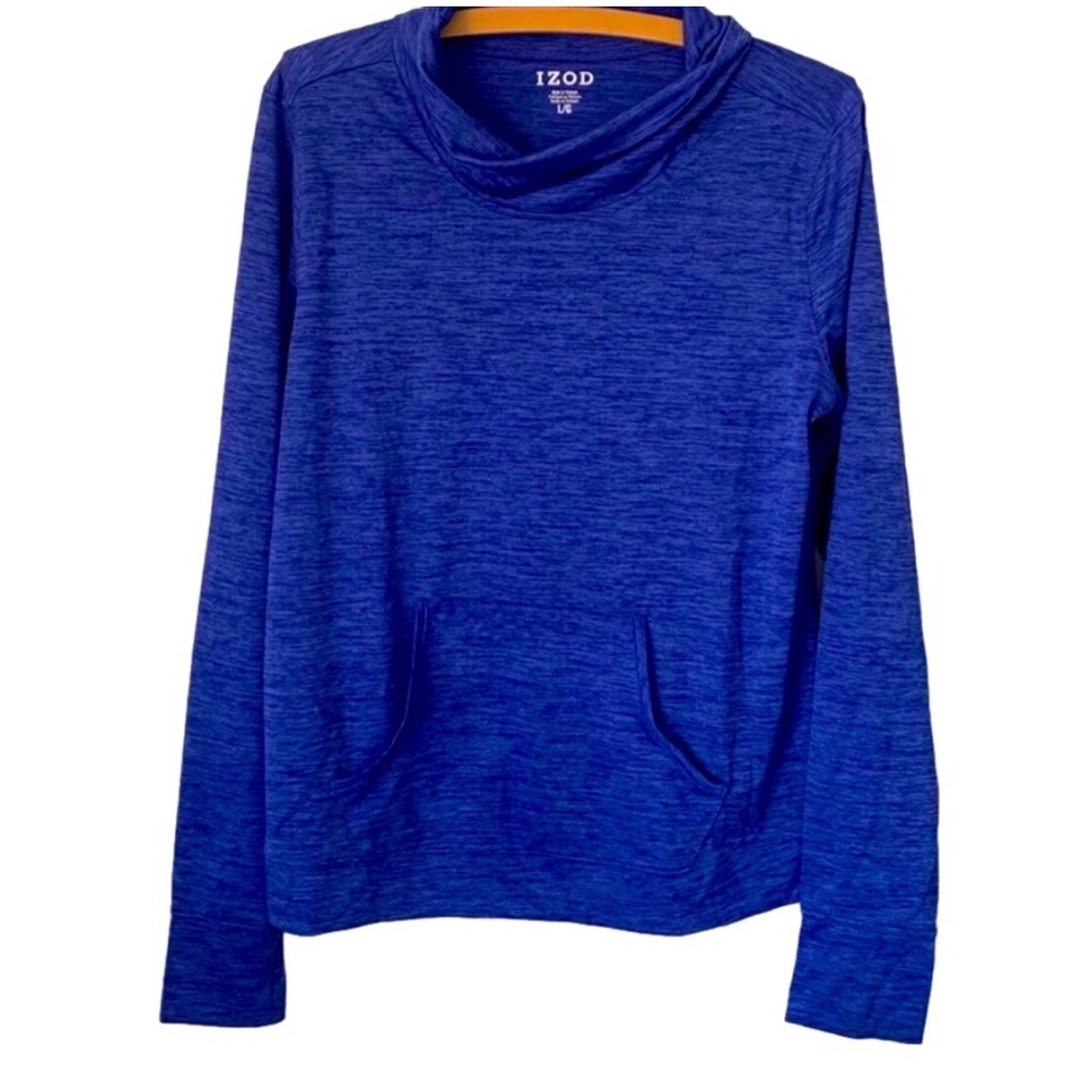 Izod Casual Long Sleeved, Crowl Neck Top